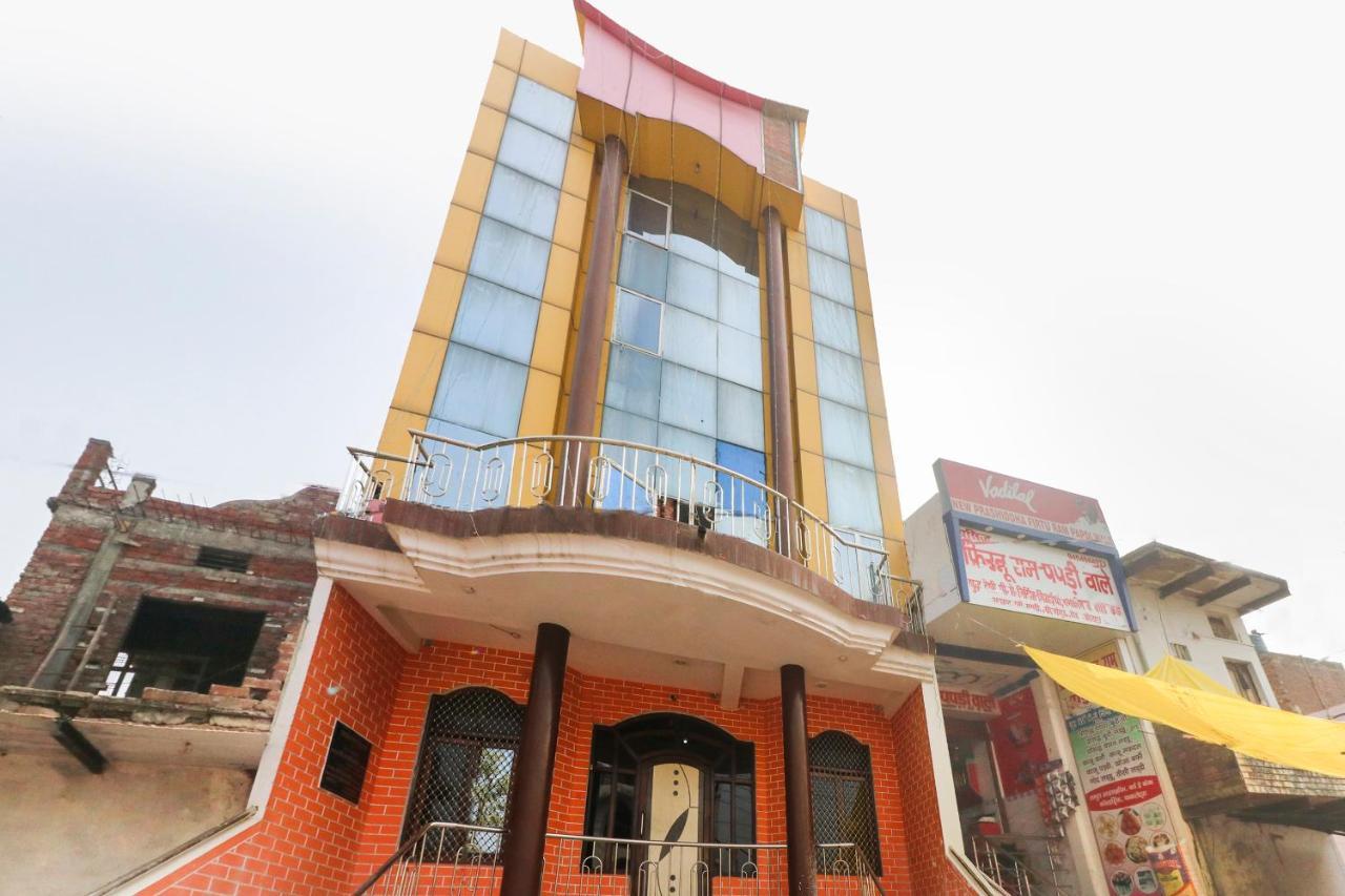 Spot On 67728 Ashish Guest House Jaunpur Buitenkant foto